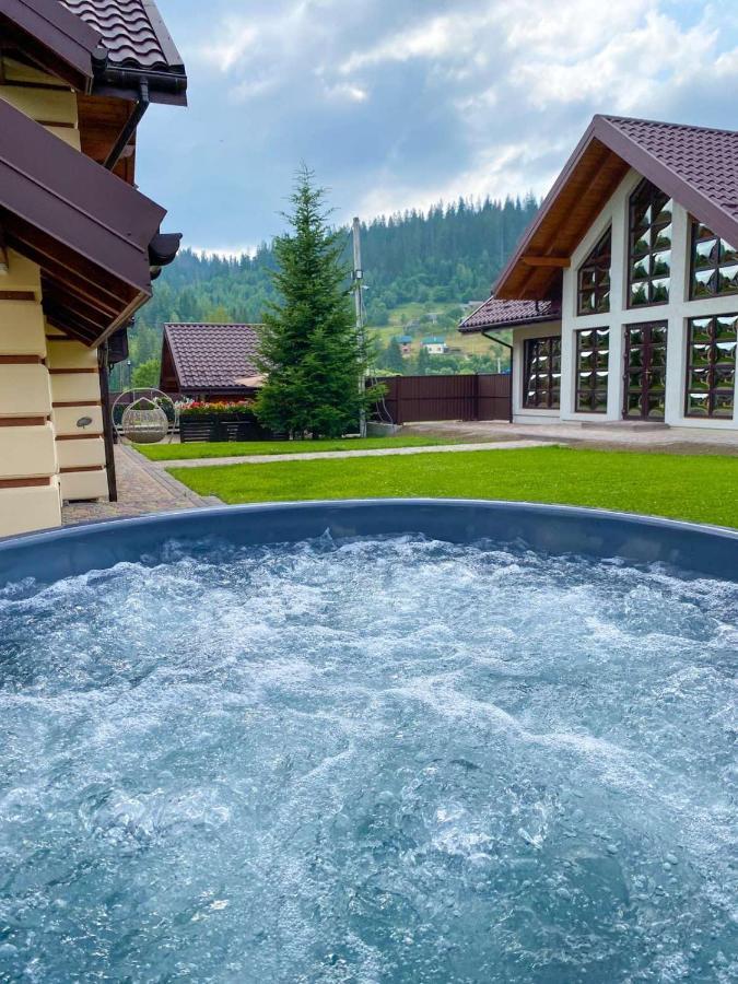 Hostynnyy Dvir Apartament Hotel & Spa Славское Экстерьер фото